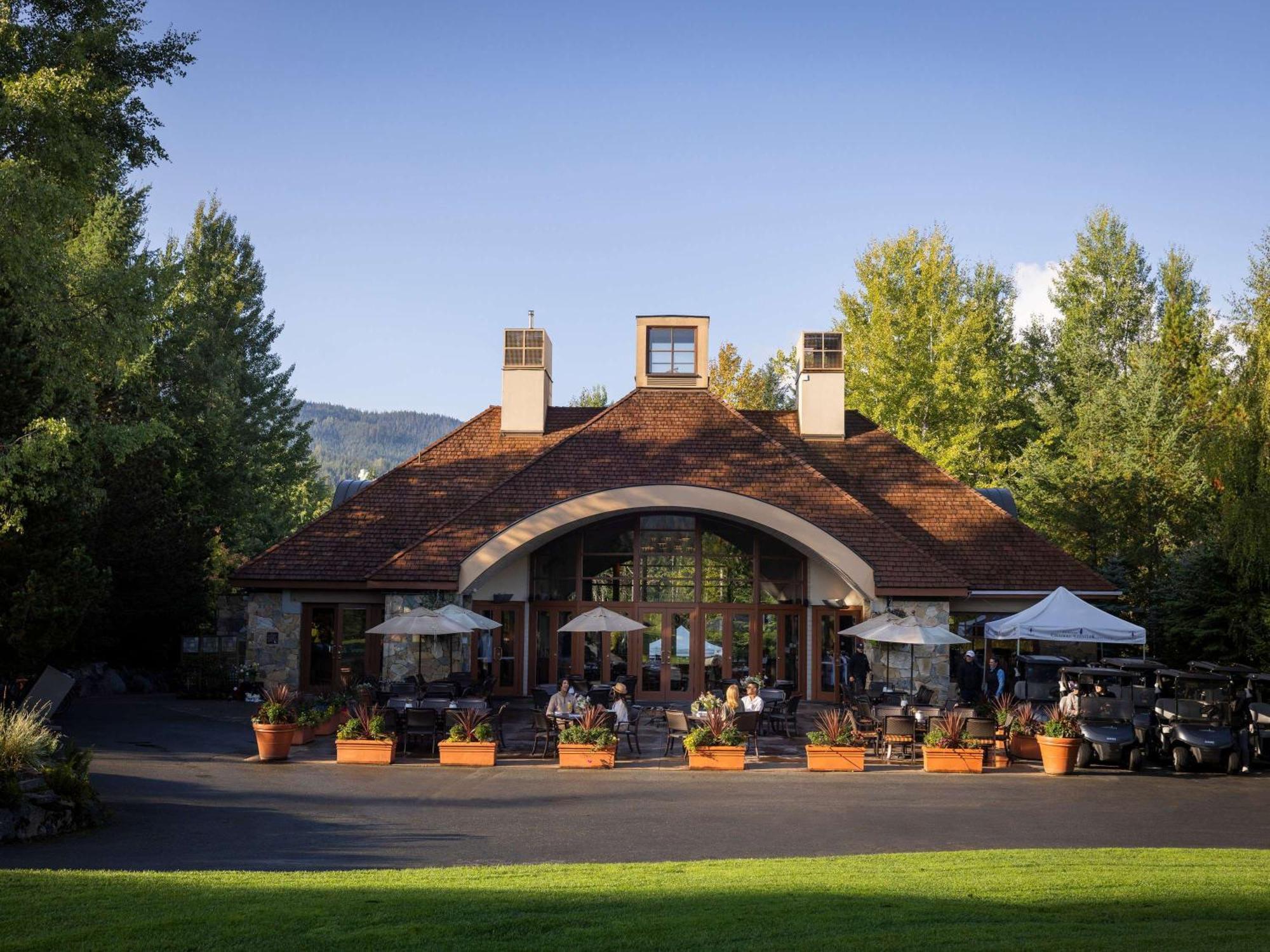 Fairmont Chateau Уислър Екстериор снимка
