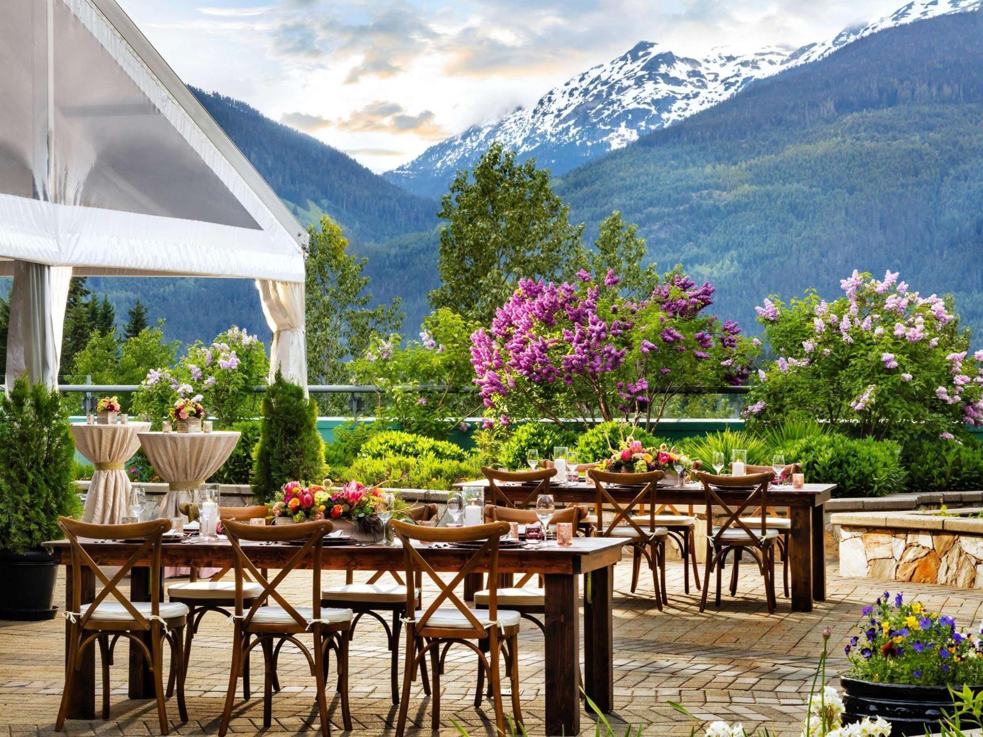 Fairmont Chateau Уислър Екстериор снимка
