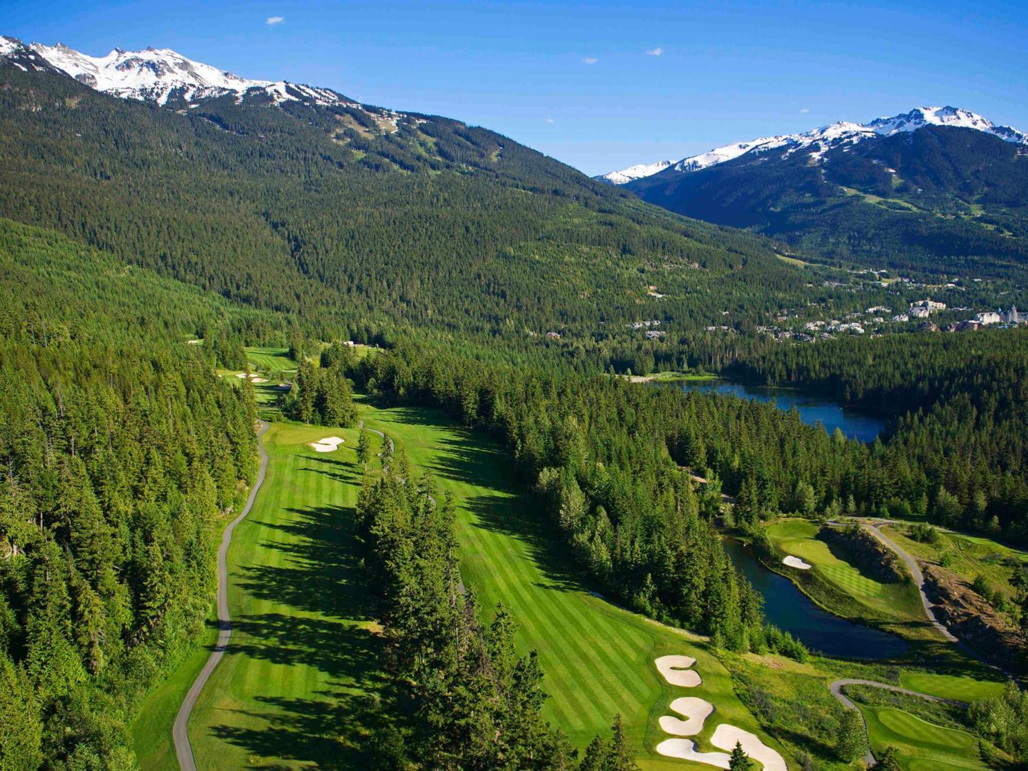 Fairmont Chateau Уислър Екстериор снимка