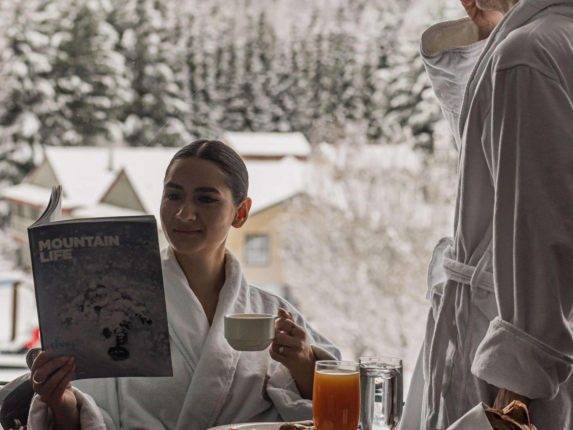 Fairmont Chateau Уислър Екстериор снимка